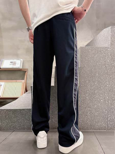 2025年8月20日入荷新作Gucciスウェットパンツ 高级品超厳選★入手困難/誕生日プレゼント