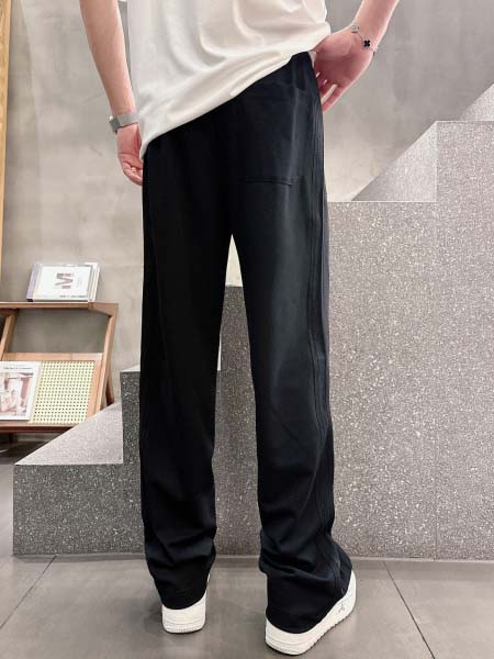 2025年8月20日入荷新作Pradaスウェットパンツ 高级品超厳選★入手困難/誕生日プレゼント