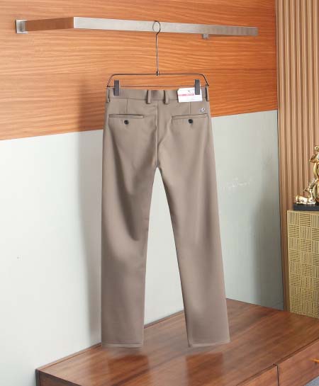 2025年8月21日入荷新作Pradaスラックス高品質人気商品/HC工場