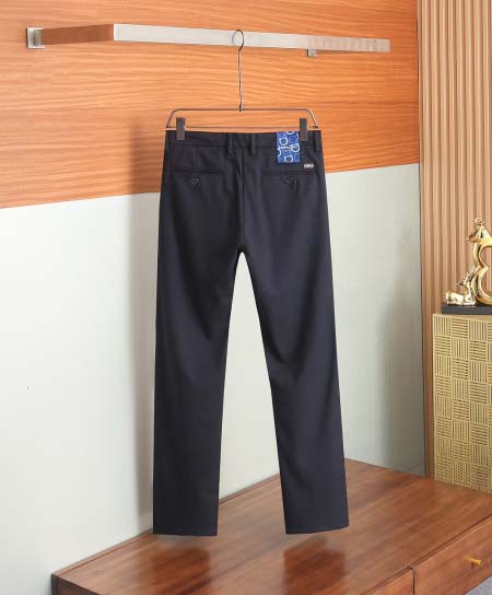 2025年8月21日入荷新作Ferragamoスラックス高品質人気商品/HC工場