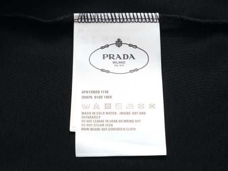 2025年8月28日秋冬入荷新作PRADAアンダーシャツ高品質安い人気商品/HL工場