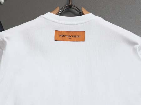 2025年8月28日秋冬入荷新作Louis Vuitton半袖Tシャツ高品質安い人気商品/HL工場