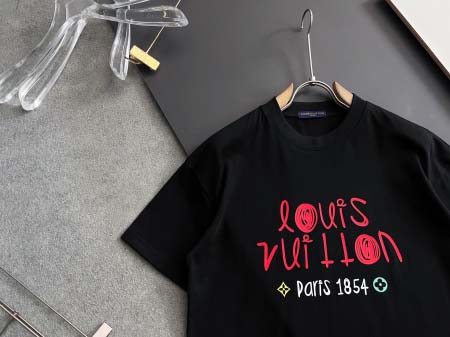 2025年8月29日入荷 新作Louis Vuitton半袖 tシャツ高級なプレゼント/誕生日プレゼント/高品質/メンツ/記念品/ wenzhou工場