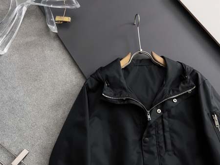 2025年8月30日入荷 新作Pradaジャケット高級なプレゼント/誕生日プレゼント/高品質/メンツ/記念品/ wenzhou工場