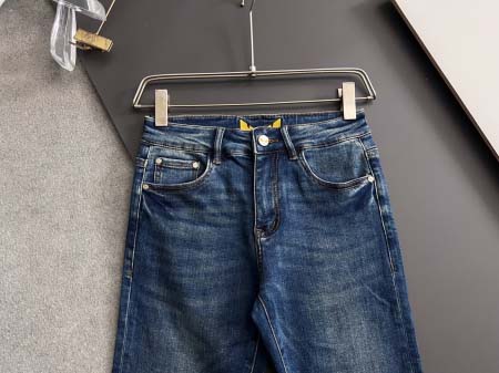 2025年8月30日入荷 新作Fendiジーパン高級なプレゼント/誕生日プレゼント/高品質/メンツ/記念品/ wenzhou工場