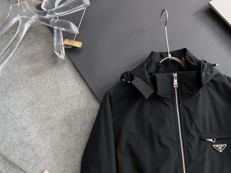 2025年8月30日入荷 新作Pradaジャケット高級なプレゼント/誕生日プレゼント/高品質/メンツ/記念品/ wenzhou工場