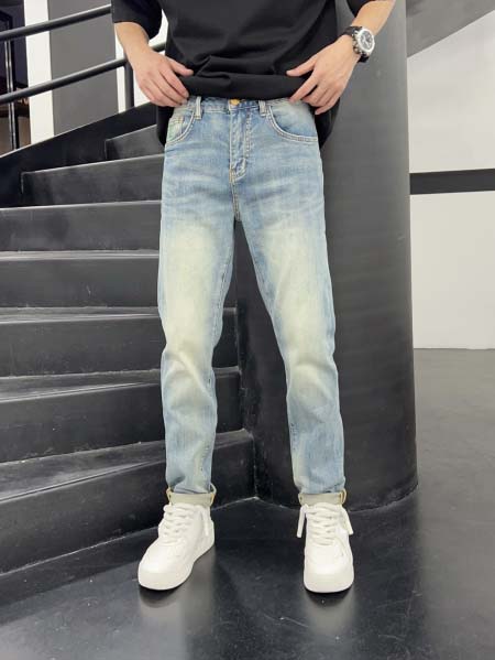 2025年8月2日入荷新作Louis Vuittonジーパン...