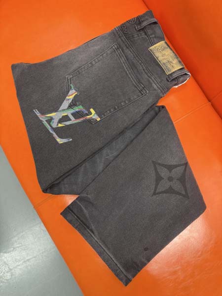 2025年8月2日入荷新作Louis Vuittonジーパン...