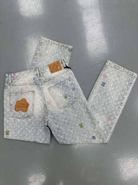 2025年8月2日入荷新作Louis Vuittonジーパン...