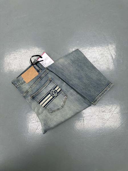 2025年8月2日入荷新作Louis Vuittonジーパン...