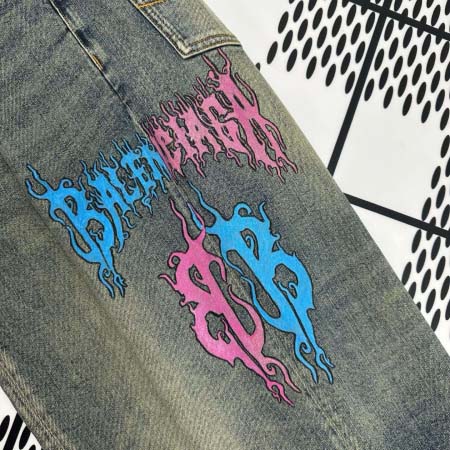 2025年8月2日入荷新作BALENCIAGAジーパン人気/...