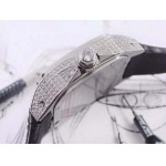 2025年8月4日入荷新作Cartier腕時計極上の品質人気商品 /GTR工場