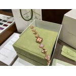 2025年8月4日入荷新作Van Cleef & Arpels 極上の品質人気商品 /GTR工場