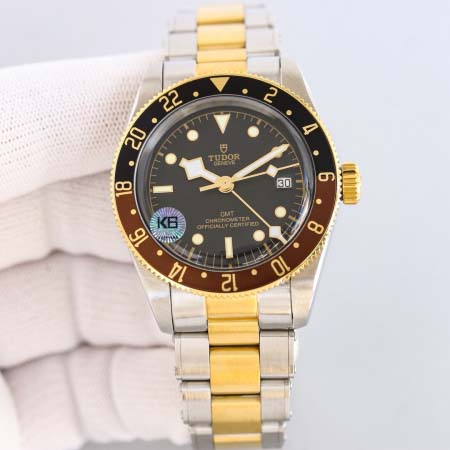 2025年8月5日入荷新作TUDOR腕時計極上の品質人気商品...