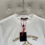 2025年8月6日入荷新作Louis Vuitton半袖 tシャツ人気商品/DW工場