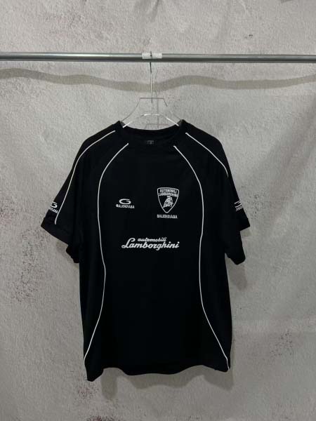 2025年8月6日入荷新作BALENCIAGA半袖 tシャツ...