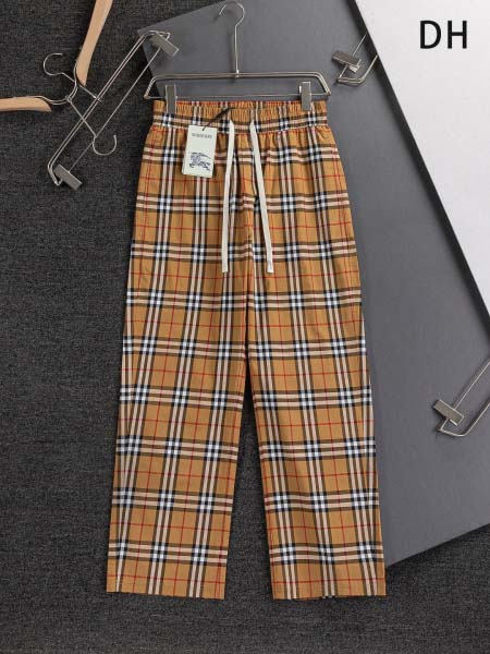 2025年8月12日入荷新作Burberry 人気商品/DW...