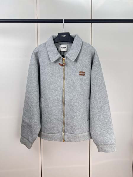 2025年8月14日入荷新作Miumiuジャケット人気商品/...