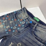 2025年8月15日入荷新作Louis vuittonジーパン人気商品/DW工場