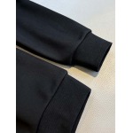 2025年8月20日入荷新作Gucciスウェットシャツ 高级品超厳選★入手困難/誕生日プレゼント