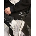 2025年8月20日入荷新作ARCTERYX秋冬 上下 高级品超厳選★入手困難/誕生日プレゼント