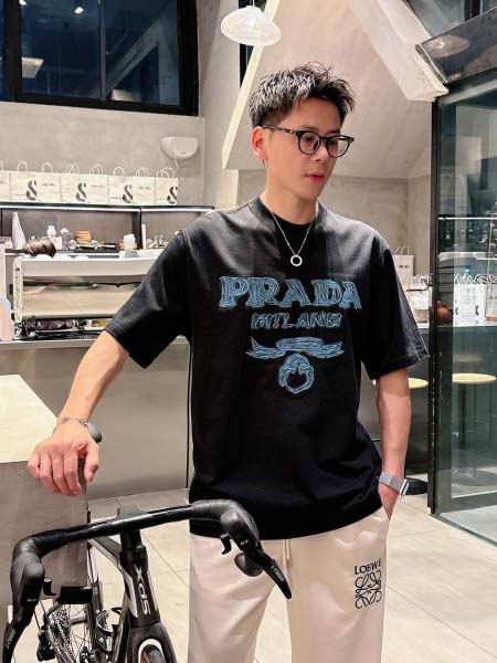 2025年8月20日入荷新作Prada半袖 tシャツ 高级品...