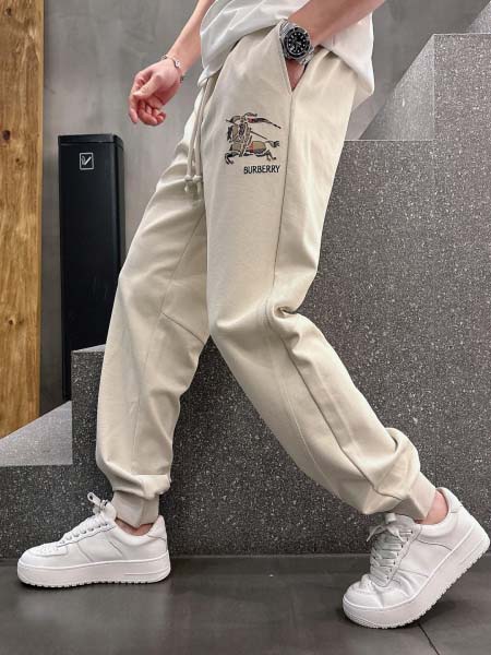 2025年8月20日入荷新作Burberryスウェットパンツ...