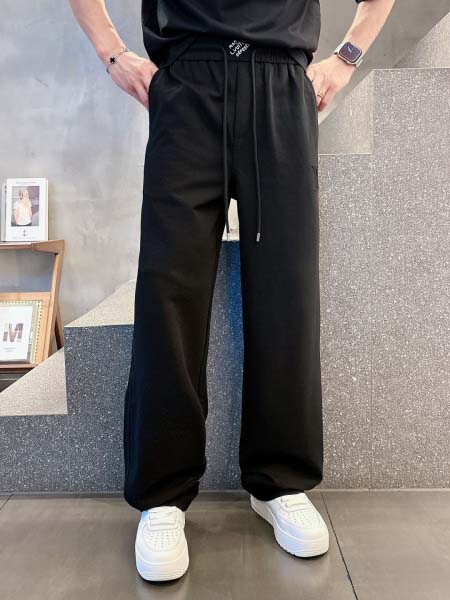 2025年8月20日入荷新作Louis Vuittonスウェ...