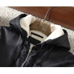 2025年8月22日入荷秋冬新作Pradaジャケット高品質人気商品/HC工場