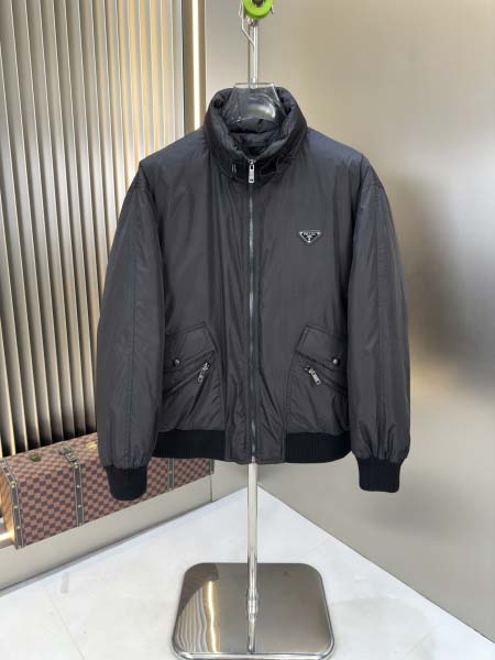 2025年8月23日入荷新作Prada秋冬ダウンジャケット高...