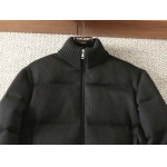 2025年8月23日入荷新作Moncler秋冬ダウンジャケット高品質人気商品/HC工場