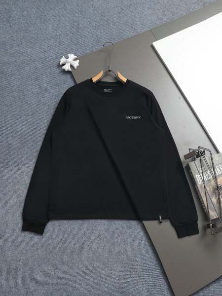 2025年8月24日秋冬入荷新作ARCTERYX長袖Tシャツ...