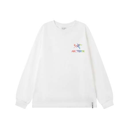 2025年8月24日秋冬入荷新作ARCTERYX長袖Tシャツ...