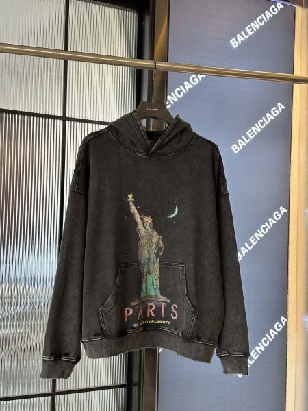 2025年8月28日秋冬入荷新作Balenciagaパーカー...