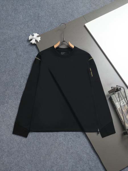 2025年8月28日秋冬入荷新作ARCTERYX長袖Tシャツ...