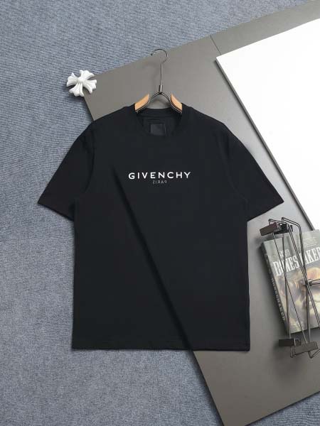 2025年8月28日秋冬入荷新作Givenchy半袖Tシャツ...
