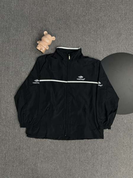 2025年8月28日秋冬入荷新作BALENCIAGAジャケッ...