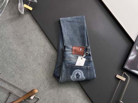2025年8月29日入荷 新作Monclerジーパン高級なプ...