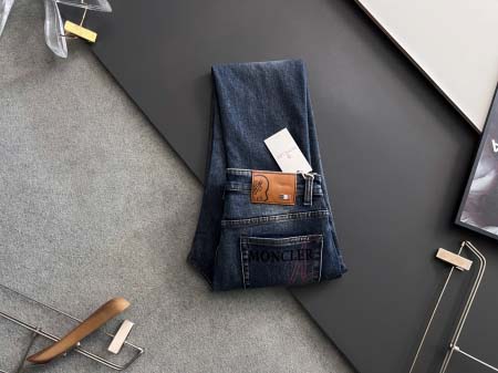 2025年8月29日入荷 新作Monclerジーパン高級なプ...
