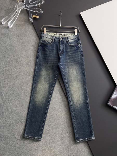 2025年8月30日入荷 新作Burberryジーパン高級な...