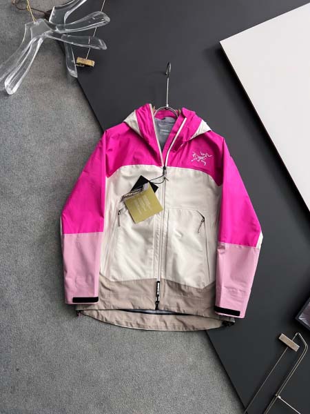 2025年8月30日入荷 新作ARCTERYX長袖高級なプレ...