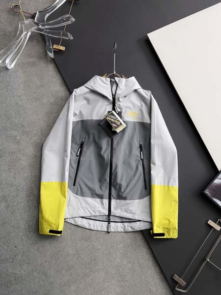 2025年8月30日入荷 新作ARCTERYX長袖高級なプレ...