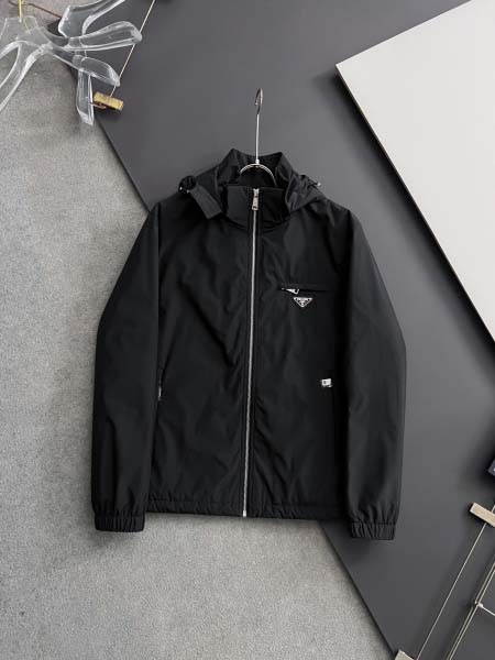 2025年8月30日入荷 新作Pradaジャケット高級なプレ...