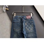 2025年8月30日入荷 新作Louis Vuittonジーパン高級なプレゼント/誕生日プレゼント/高品質/メンツ/記念品/ wenzhou工場