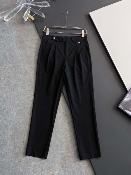 2025年9月2日入荷 新作Pradaズボン高級なプレゼント/誕生日プレゼント/高品質/メンツ/記念品/ wenzhou工場