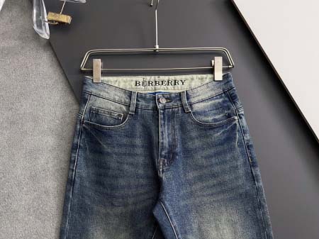 2025年9月2日入荷 新作Burberryジーパン高級なプレゼント/誕生日プレゼント/高品質/メンツ/記念品/ wenzhou工場