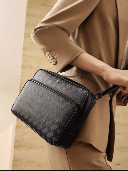 2025年9月4日入荷新作Montblanc/人気/本革/バッグ 人気 おすすめ 父の日 誕生日/ギフト プレゼント 結婚式男友達の誕生日プレゼント