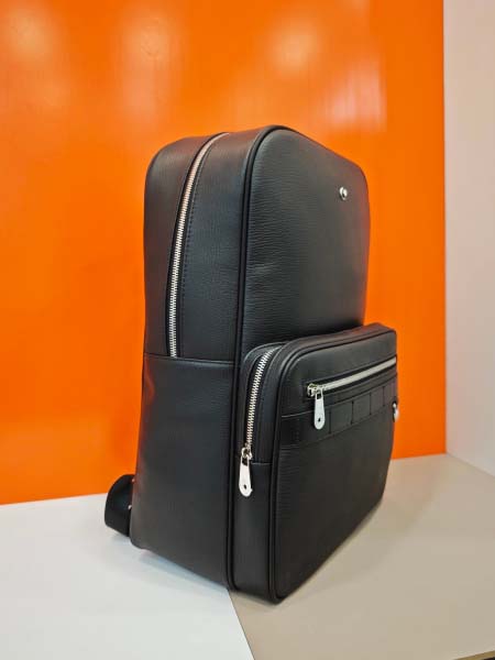 2025年9月4日入荷新作Prada/人気/本革/バッグ 人気 おすすめ 父の日 誕生日/ギフト プレゼント 結婚式男友達の誕生日プレゼント