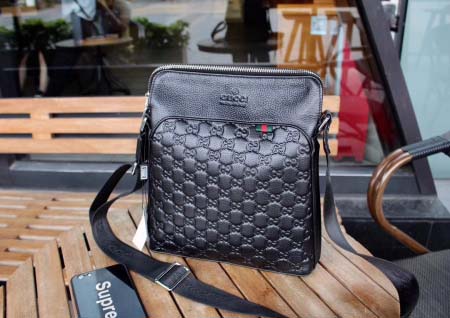 2025年9月5日入荷新作Gucci/人気/本革/バッグ 人気 おすすめ 父の日 誕生日/ギフト プレゼント 結婚式男友達の誕生日プレゼント