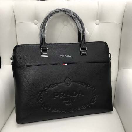 2025年9月5日入荷新作Prada/人気/本革/バッグ 人気 おすすめ 父の日 誕生日/ギフト プレゼント 結婚式男友達の誕生日プレゼント